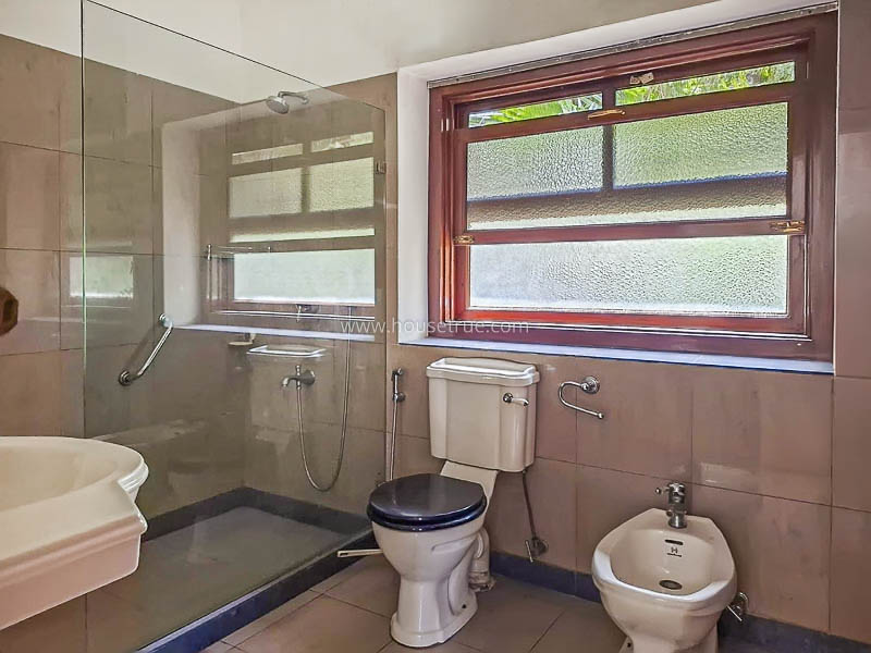 5 BHK House For Rent in Hauz Khas Enclave