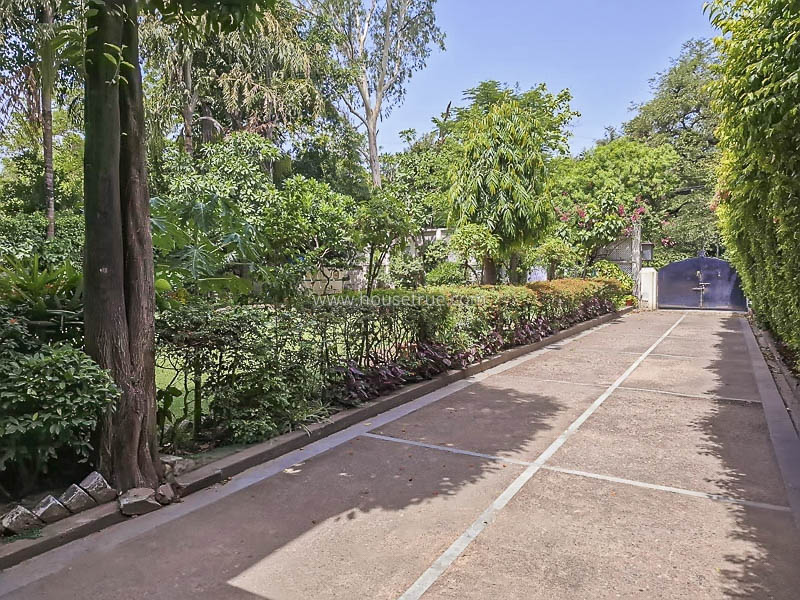 5 BHK House For Rent in Hauz Khas Enclave