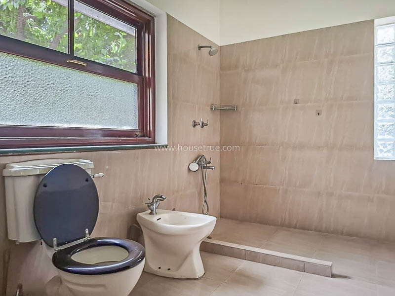 5 BHK House For Rent in Hauz Khas Enclave