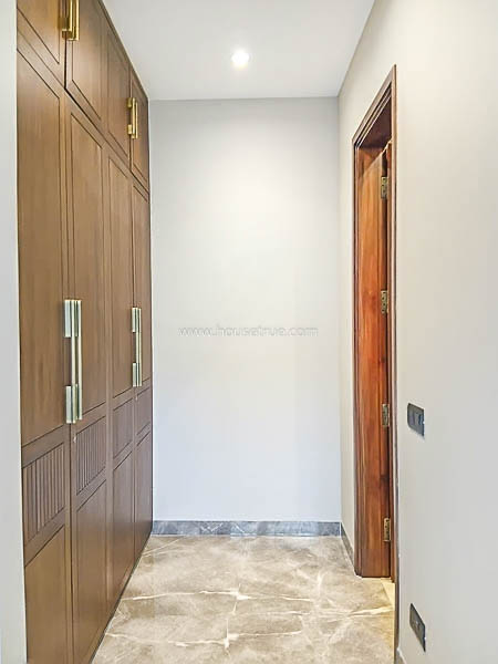3 BHK Builder Floor For Rent in Defence Colony