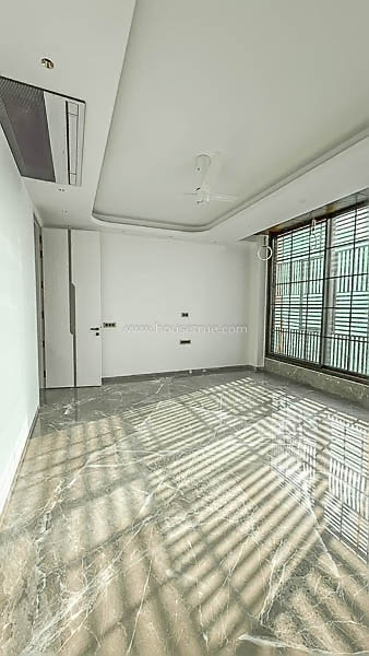 4 BHK Builder Floor For Rent in Defence Colony