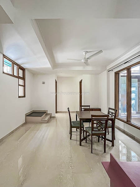 3 BHK Builder Floor For Rent in Vasant Vihar