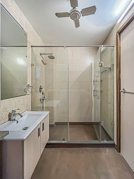 3 BHK Builder Floor For Rent in Vasant Vihar