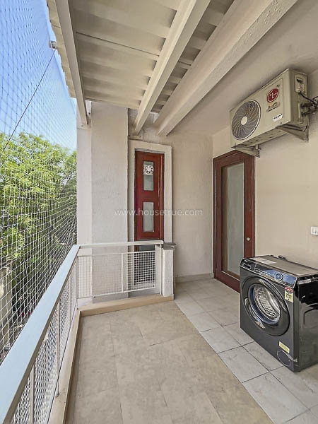 3 BHK Builder Floor For Rent in Vasant Vihar