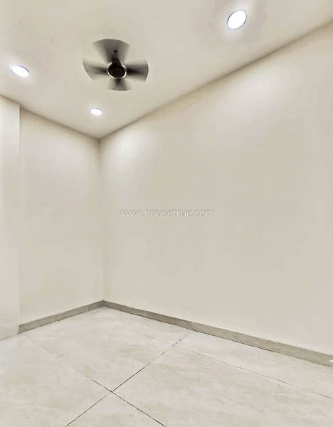 5 BHK Builder Floor For Rent in Vasant Kunj