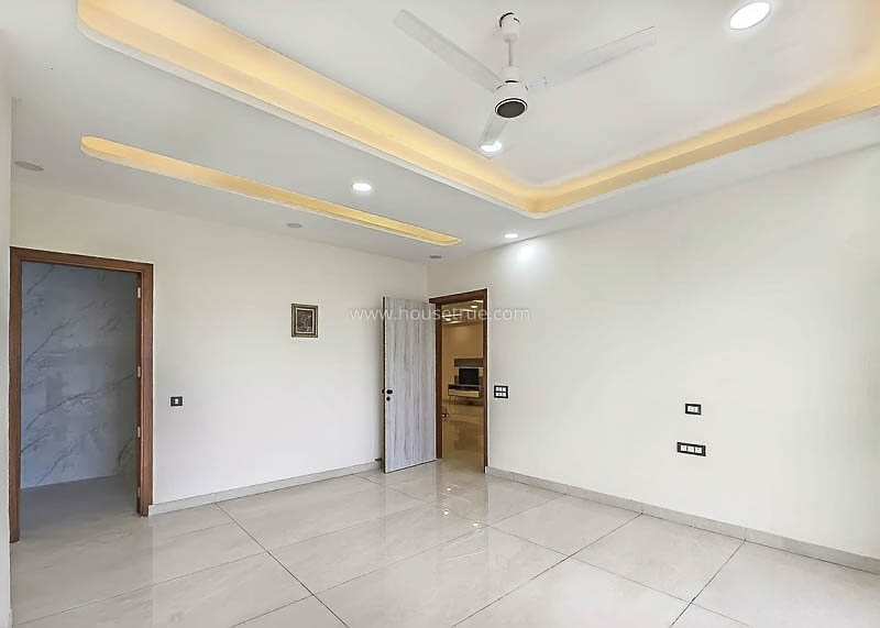 5 BHK Builder Floor For Rent in Vasant Kunj