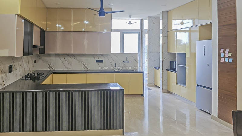 5 BHK Builder Floor For Rent in Vasant Kunj