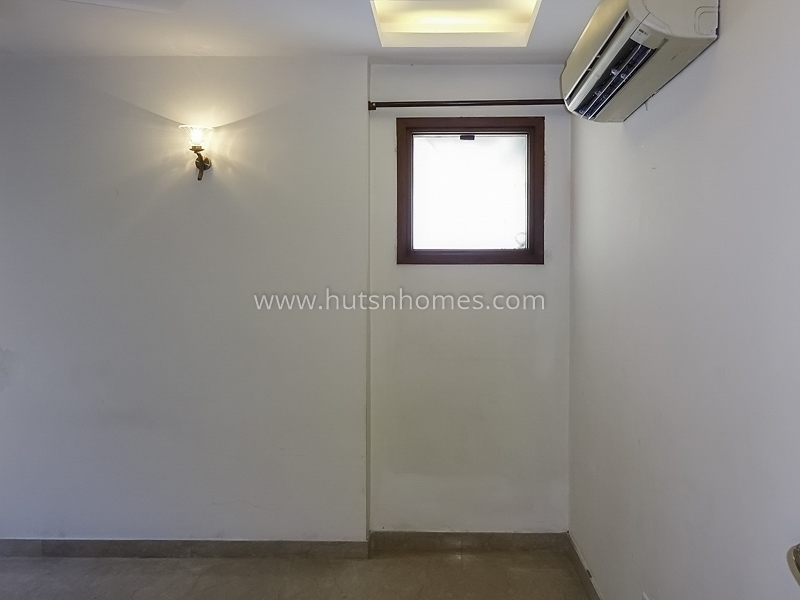 3 BHK Flat For Sale in Neeti Bagh