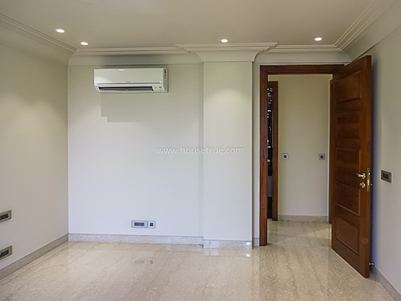3 BHK Builder Floor For Sale in Defence Colony