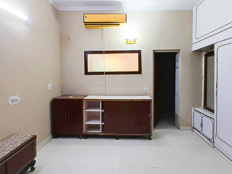 4 BHK Duplex For Sale in New Friends Colony