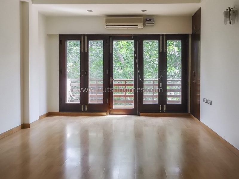 3 BHK Flat For Sale in Anand Niketan