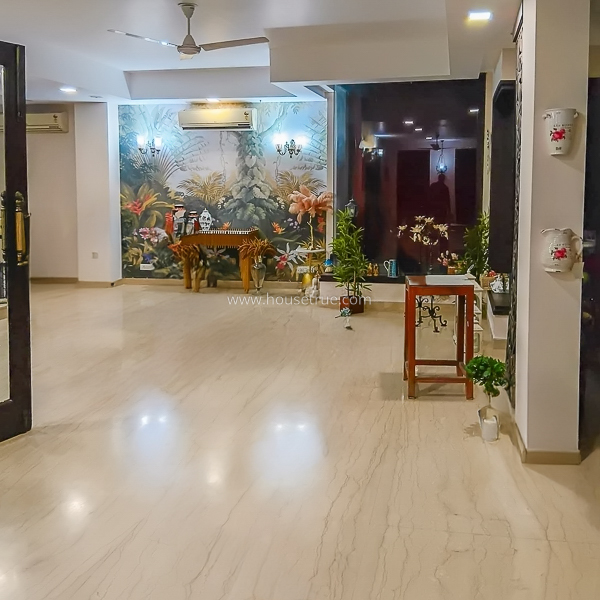 3 BHK Builder Floor For Sale in Defence Colony