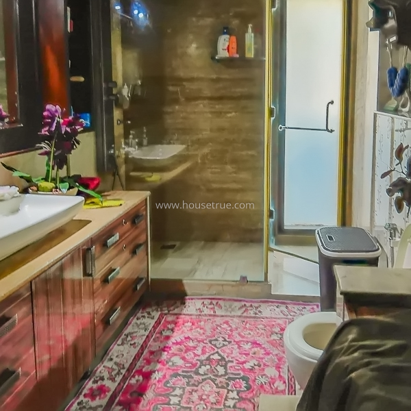 3 BHK Builder Floor For Sale in Defence Colony