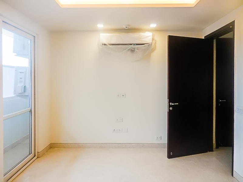 4 BHK Flat For Sale in Vasant Vihar