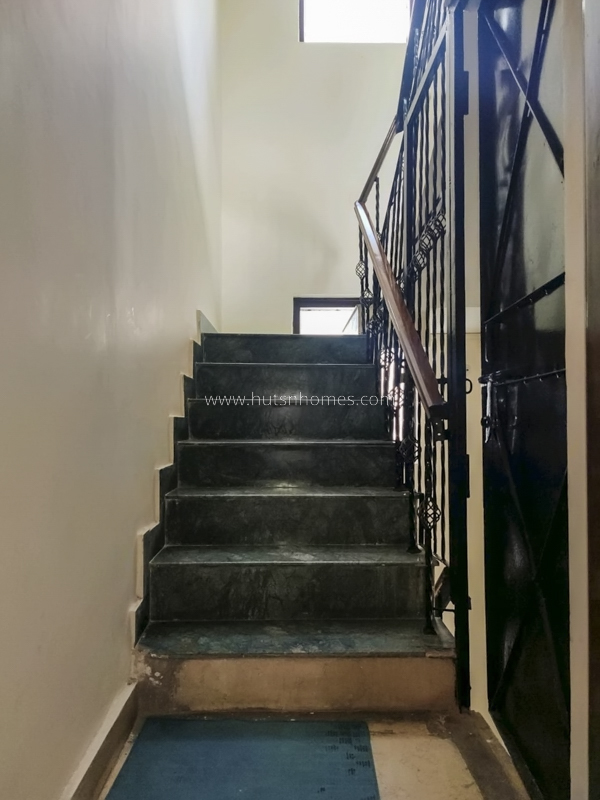 4 BHK Flat For Sale in New Friends Colony