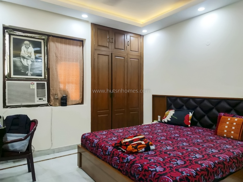 4 BHK Flat For Sale in New Friends Colony