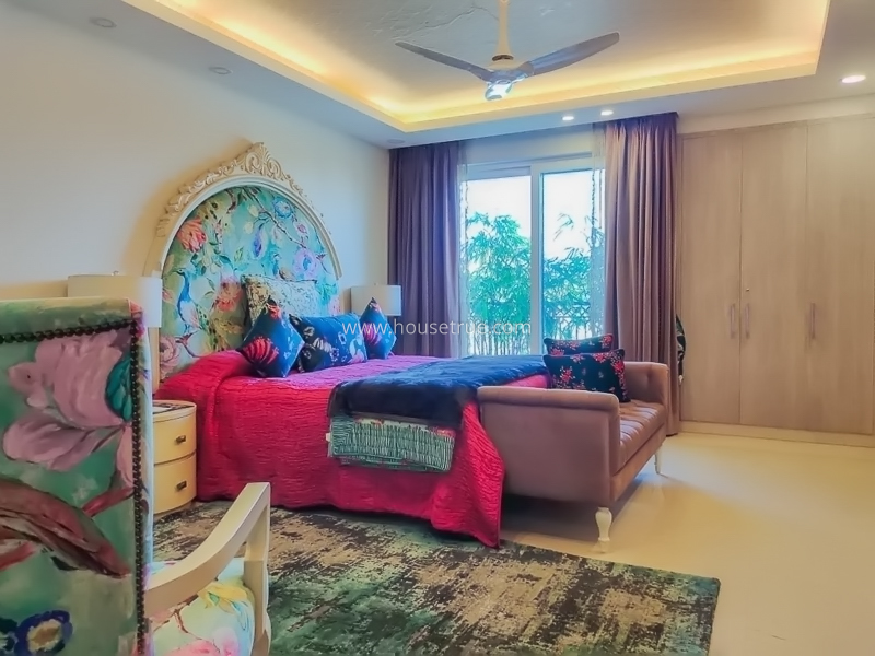 5 BHK Builder Floor For Sale in Hauz Khas Enclave