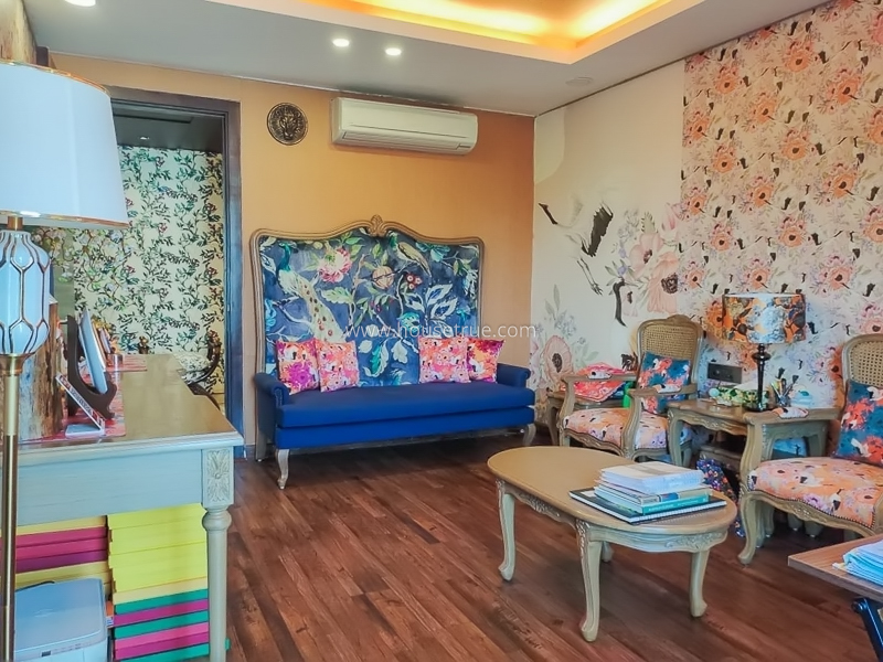 5 BHK Builder Floor For Sale in Hauz Khas Enclave