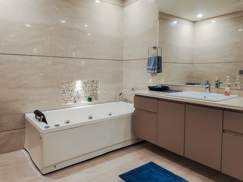 5 BHK Builder Floor For Sale in Hauz Khas Enclave