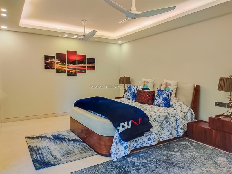 5 BHK Builder Floor For Sale in Hauz Khas Enclave