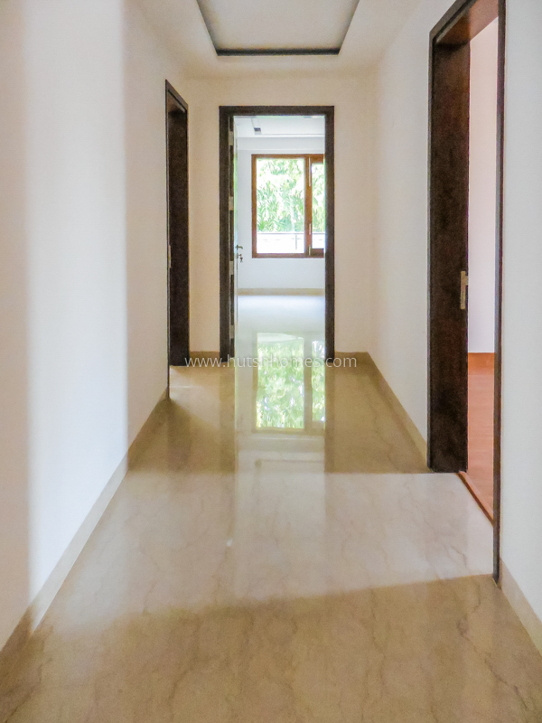 4 BHK Flat For Sale in Panchsheel Park
