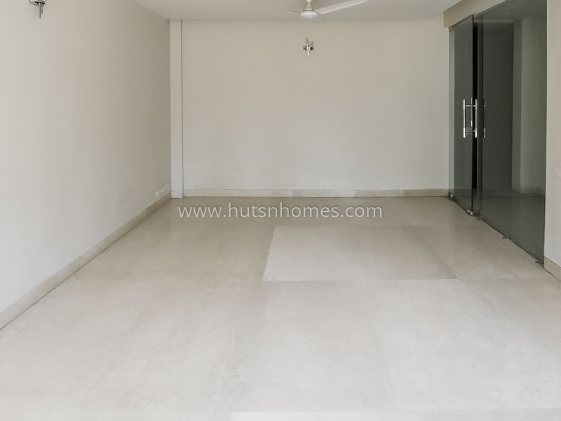 4 BHK Flat For Sale in Greater Kailash Part 2