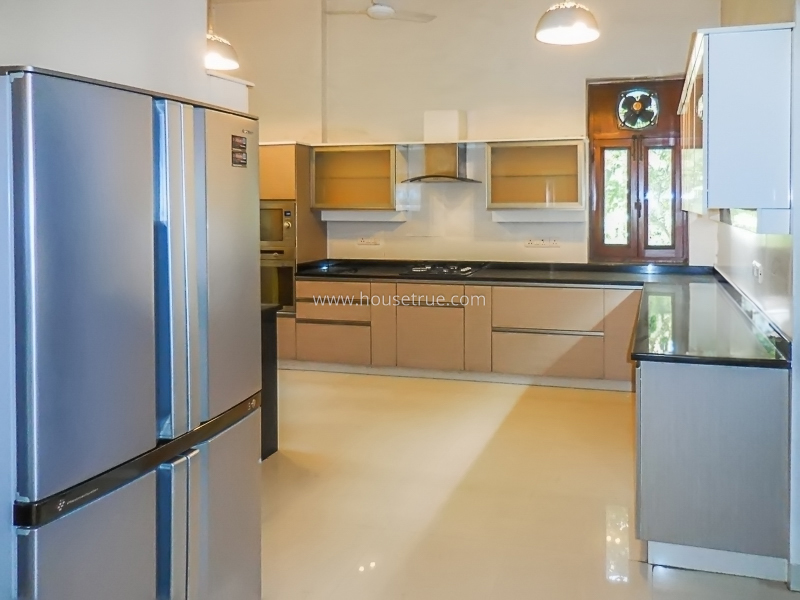 4 BHK Flat For Rent in Jor Bagh