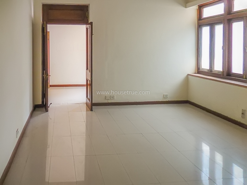 4 BHK Flat For Rent in Jor Bagh