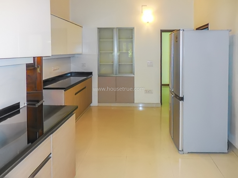 4 BHK Flat For Rent in Jor Bagh