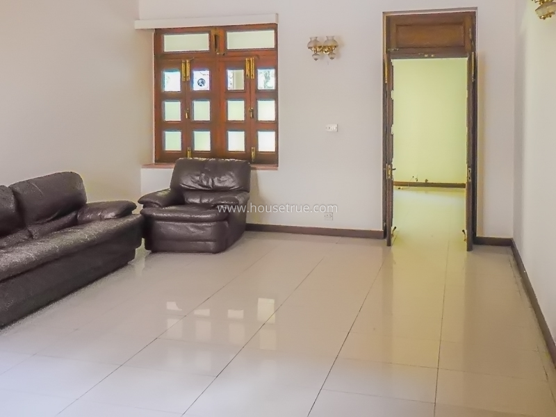 4 BHK Flat For Rent in Jor Bagh