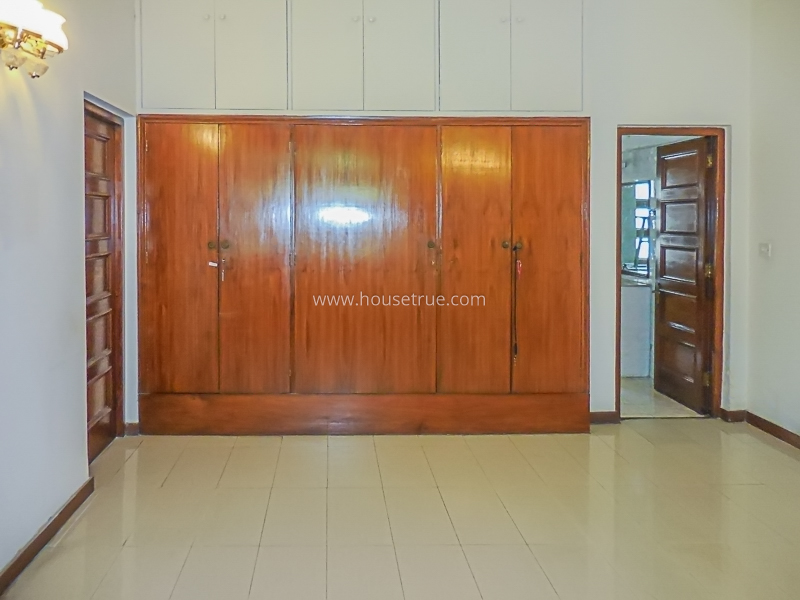 4 BHK Flat For Rent in Jor Bagh