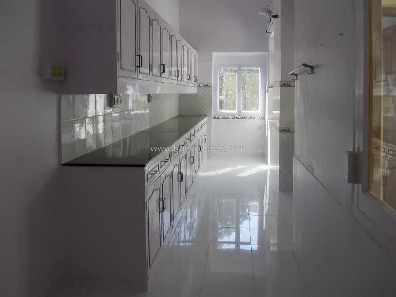 4 BHK Flat For Rent in Sundar Nagar