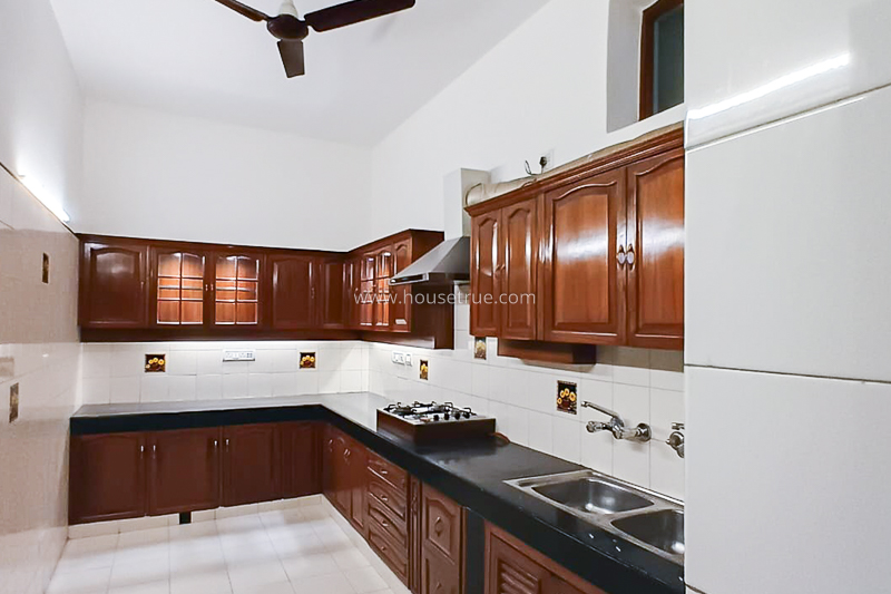 3 BHK Flat For Rent in Jor Bagh