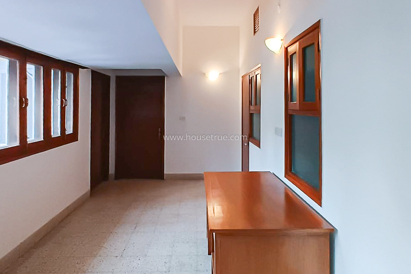 3 BHK Flat For Rent in Jor Bagh