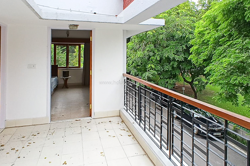 3 BHK Flat For Rent in Jor Bagh