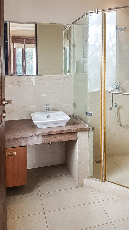 3 BHK Flat For Rent in Golf Links