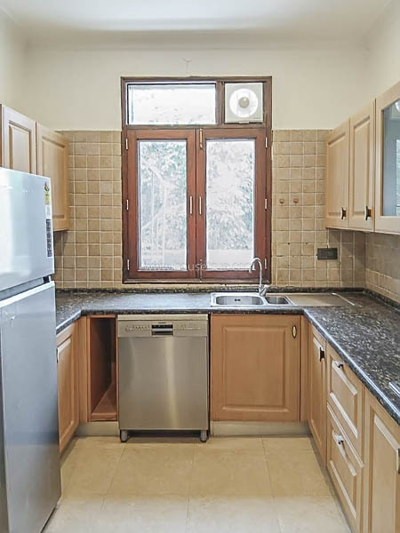 2 BHK Flat For Rent in Golf Links