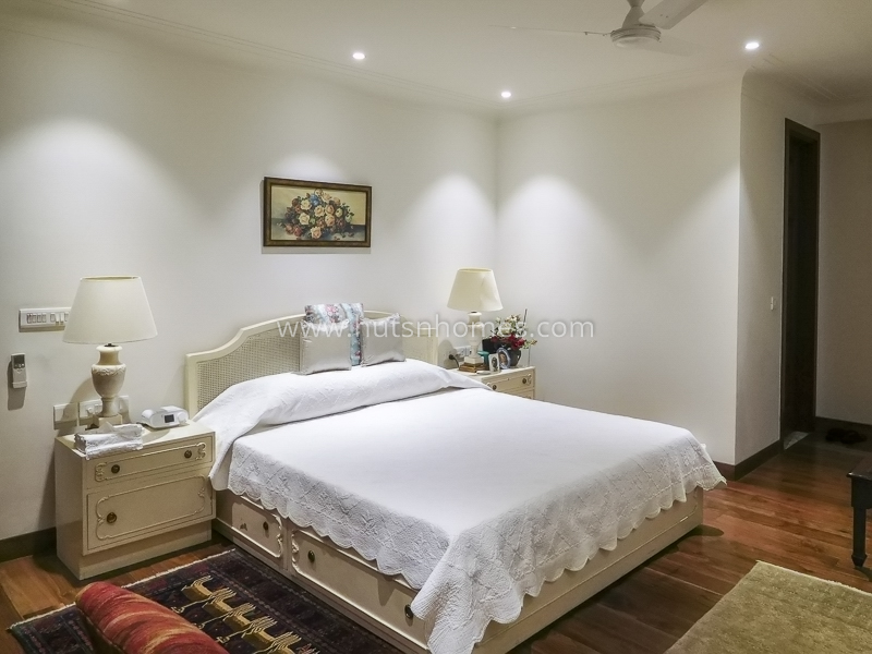 3 BHK Builder Floor For Rent in Jor Bagh