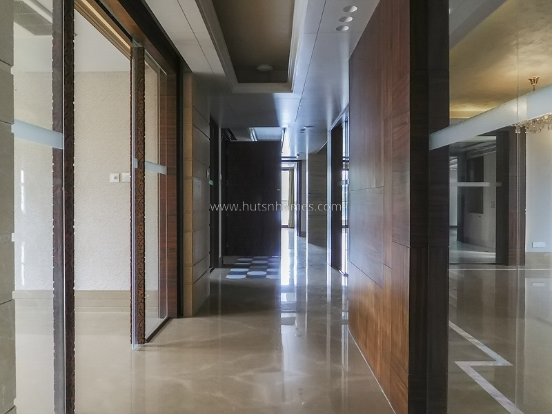 4 BHK Flat For Rent in Shanti Niketan