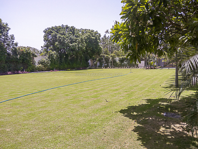 5 BHK Farm House For Rent in Dlf Chattarpur Farms