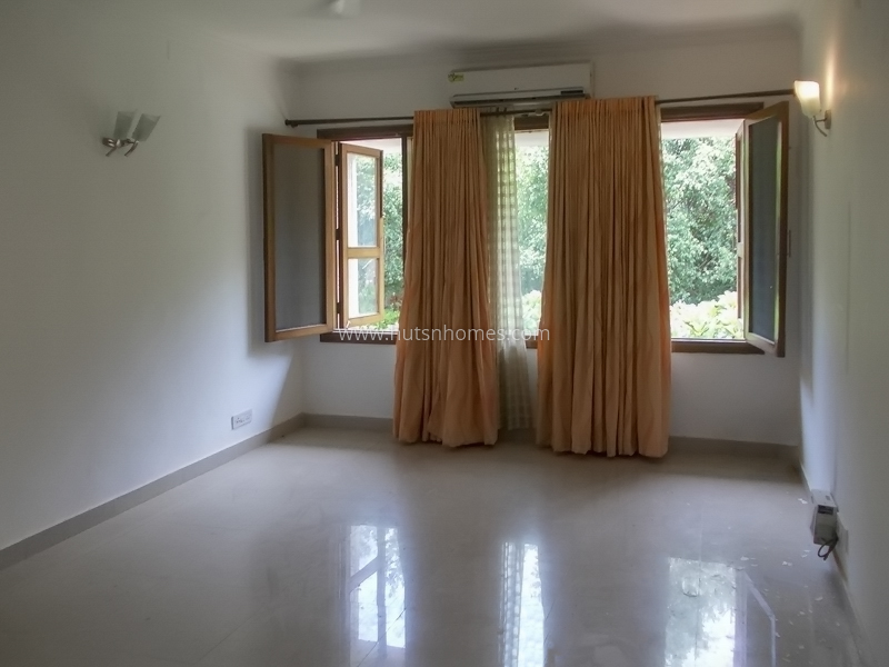 9 BHK Farm House For Rent in Vasant Kunj