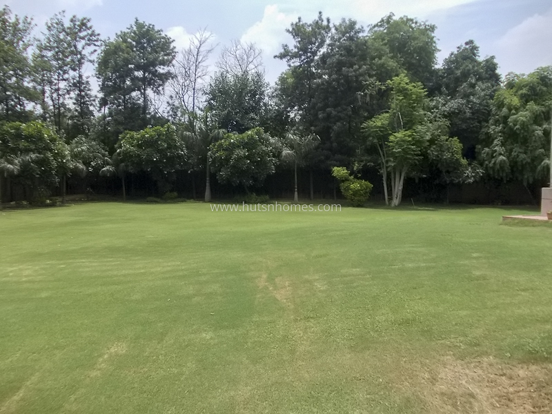 9 BHK Farm House For Rent in Vasant Kunj