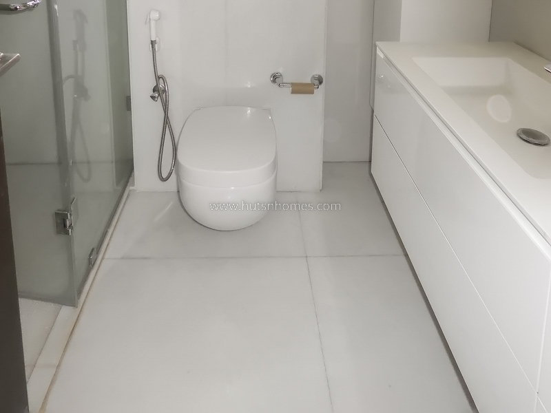 3 BHK Flat For Rent in Chanakyapuri