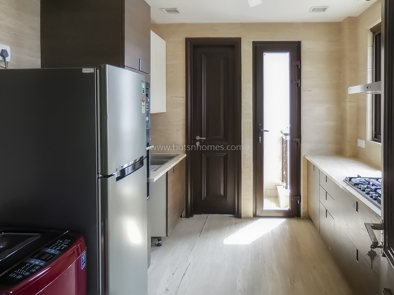 3 BHK Flat For Rent in Chanakyapuri