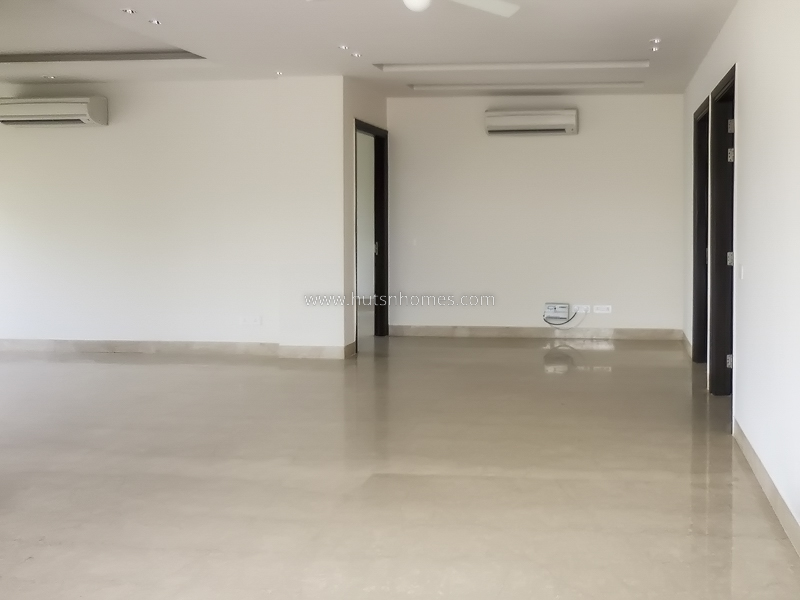 3 BHK Flat For Rent in Chanakyapuri