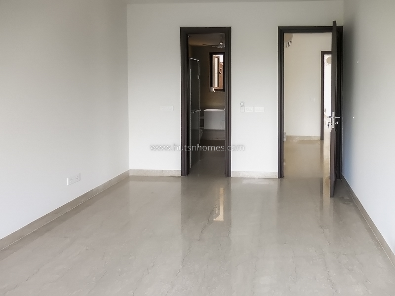 3 BHK Flat For Rent in Chanakyapuri