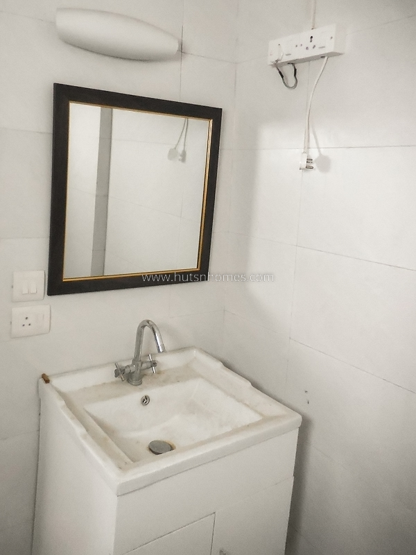 1 BHK Flat For Rent in Sundar Nagar