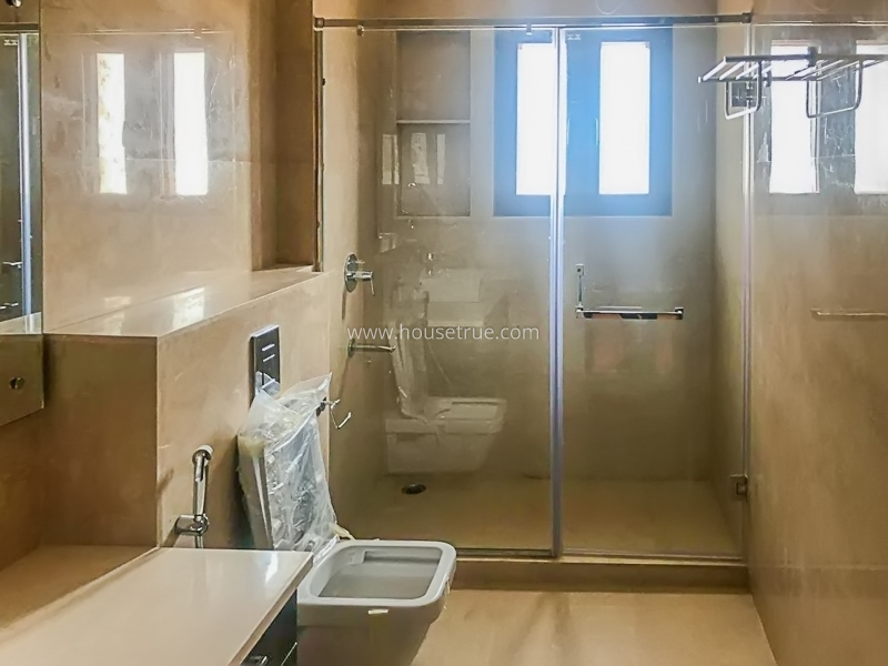 4 BHK Flat For Rent in Vasant Vihar