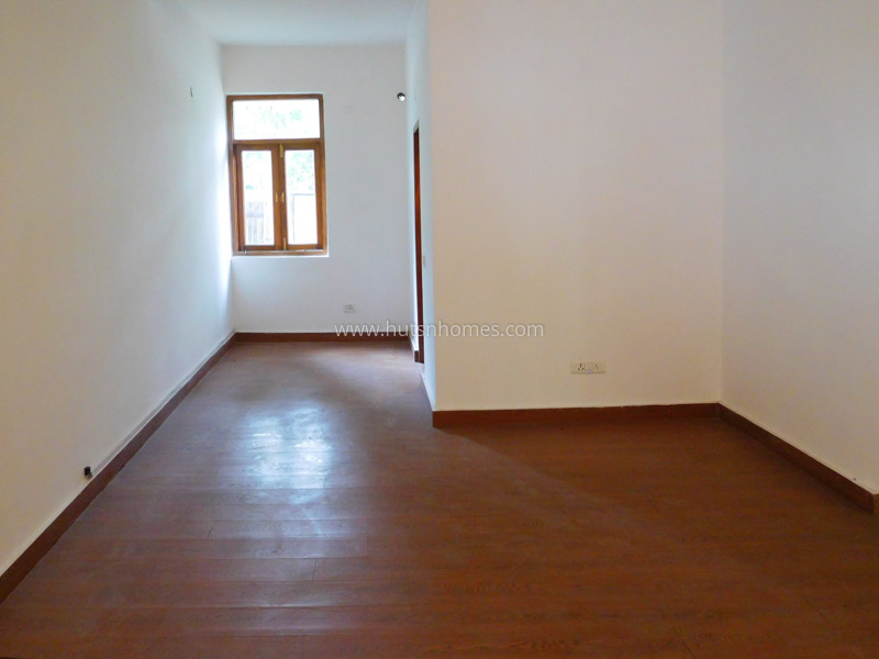 9 BHK House For Rent in Hailey Road