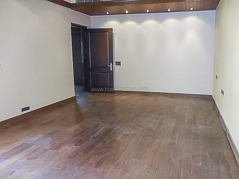 6 BHK House For Rent in Sundar Nagar